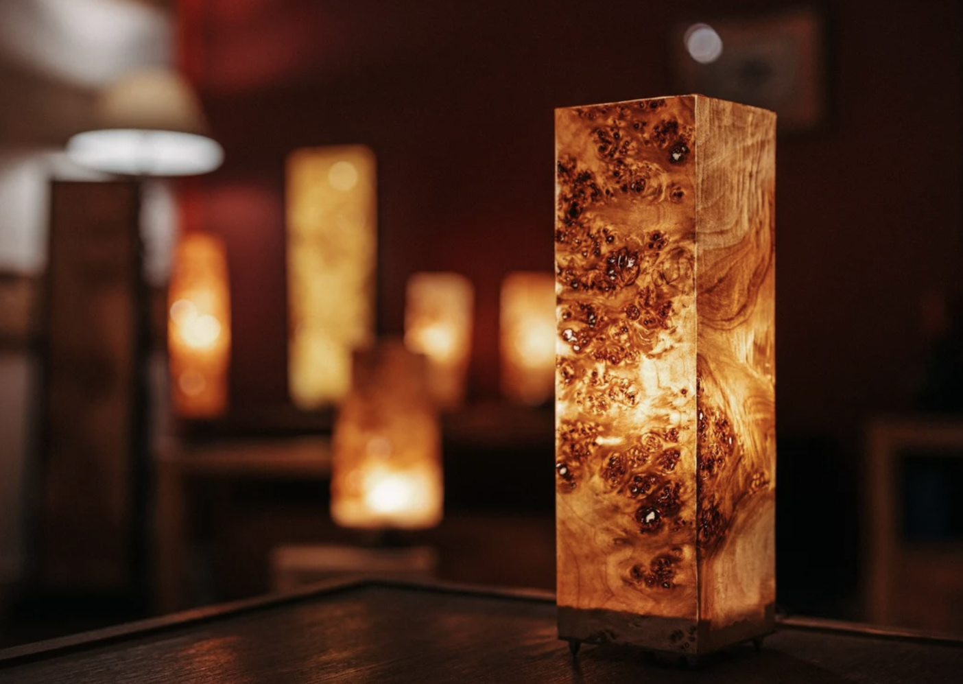 Wand Table